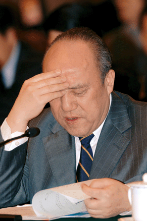 万向集团本土扩张受挫 海外收购德尔福受阻