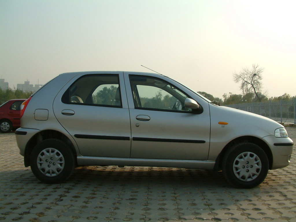 南京菲亚特派力奥外观