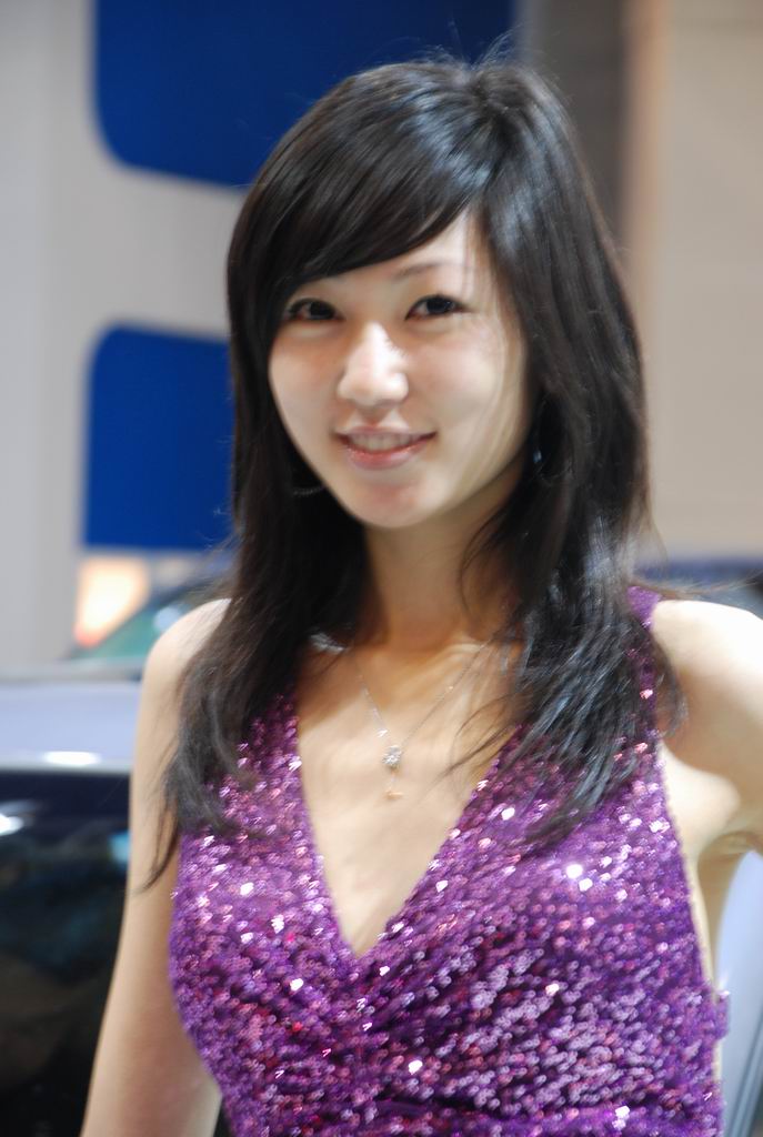 青岛车展美女模特