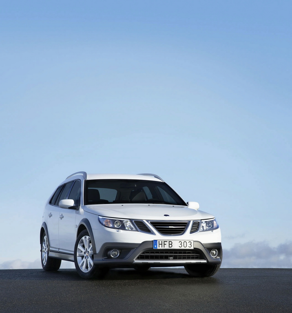 2010款萨博9-3x资料图