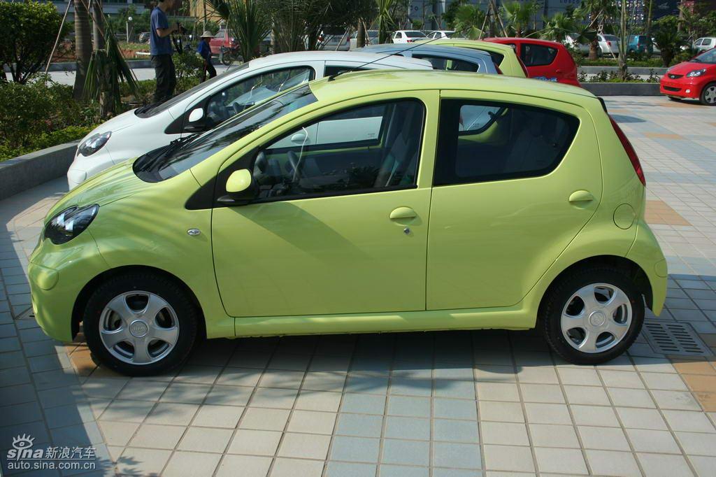 小车,该车搭载的是比亚迪自主研发的byd371qa高性能全铝环保发动机