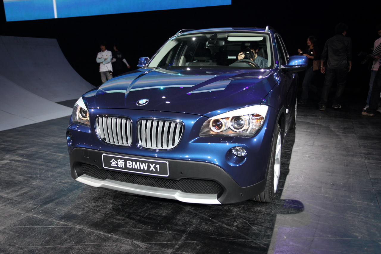 宝马x1外观实拍