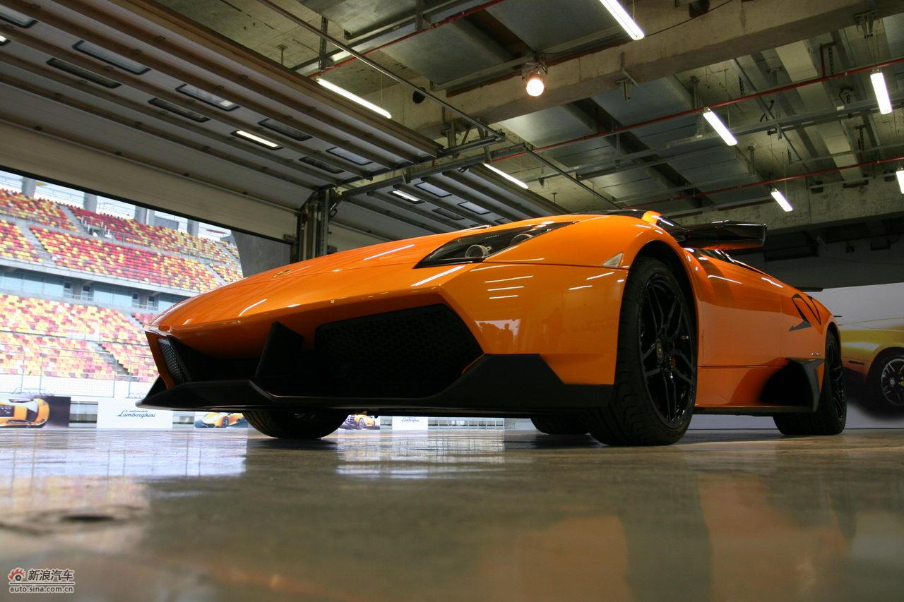 兰博基尼murielago lp670-4sv外观及细节