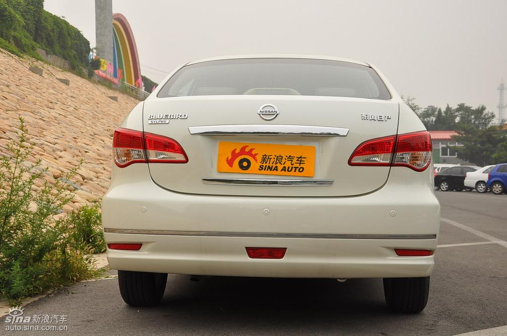 东风日产轩逸09款试车实拍图 外观