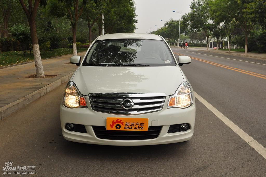 东风日产轩逸09款试车实拍图 外观
