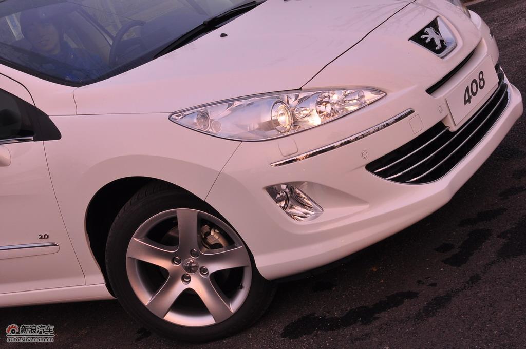 东风标致408试车实拍图外观