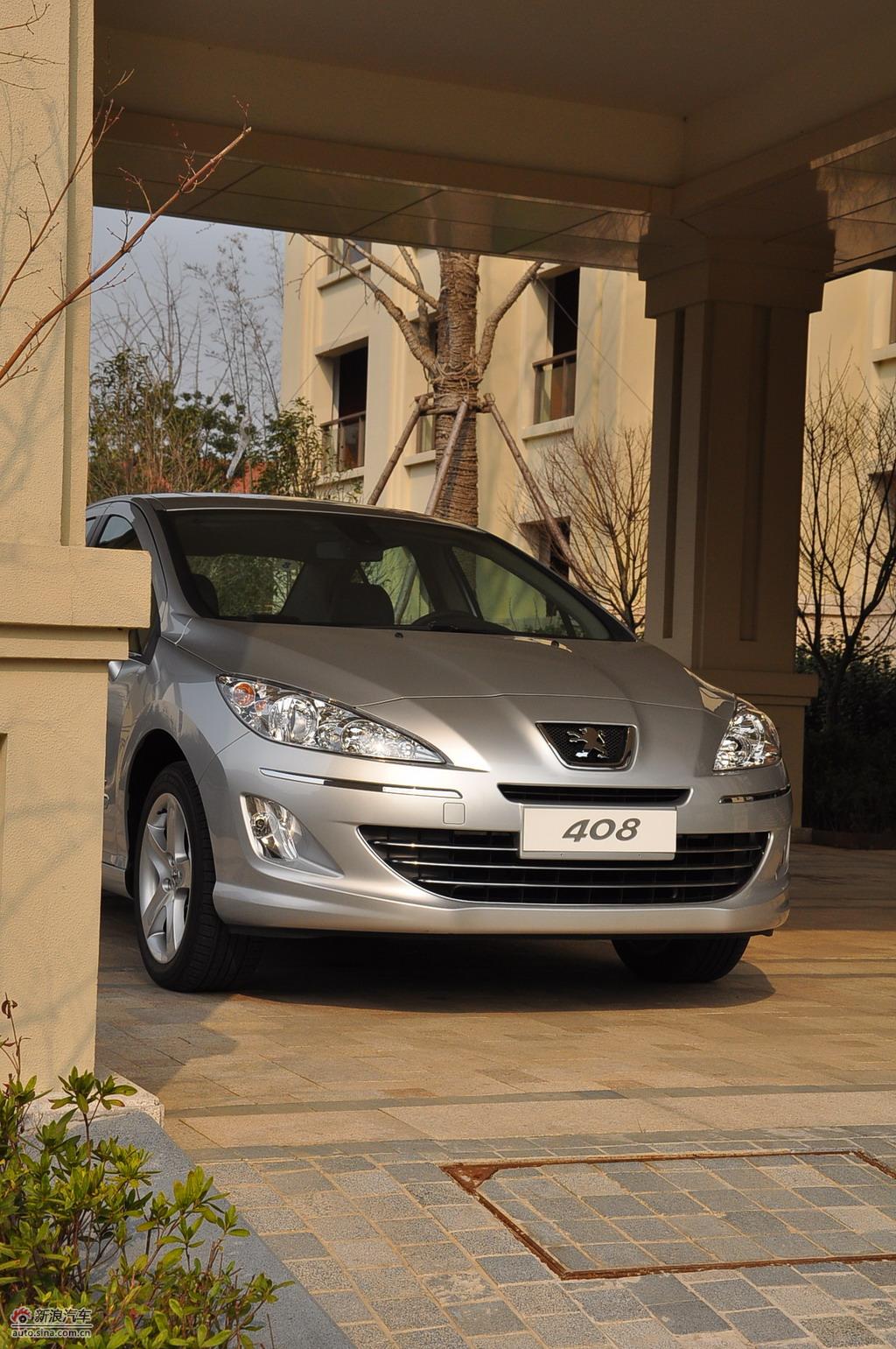 东风标致408试车实拍图外观
