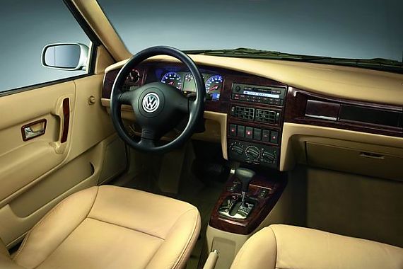 桑塔纳3000内饰图片