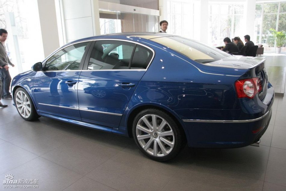 试驾大众帕萨特r36(图)