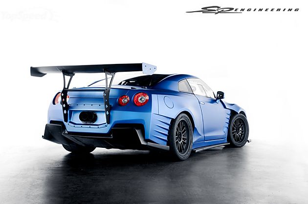 日产gt-r r35星耀《速度与激情6》