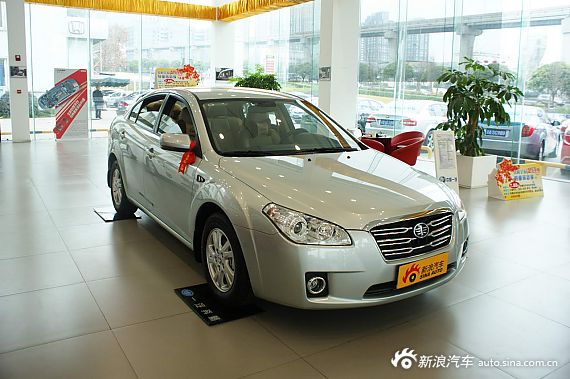 一汽奔騰b50全系優惠125萬元現車銷售