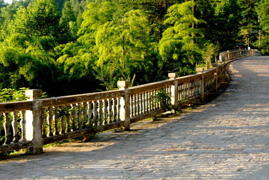 莫干山處風光秀特色旅遊