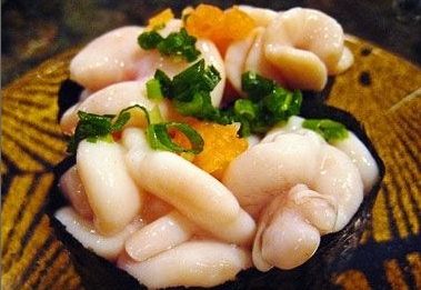 鱼肚子里的白色物质是什么 鱼油有哪些营养和食用方式