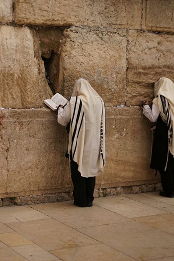 耶路撒冷哭墙流泪图片