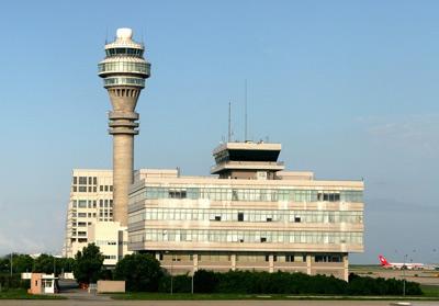 上海浦东机场塔台图片
