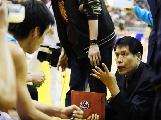 图文cba山西83111新疆蒋兴权布置战术