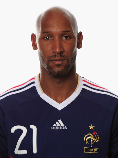 图文法国国家队拍摄世界杯标准照前锋阿内尔卡