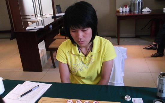 图文精英智运会女子选拔赛赵冠芳轻松出战