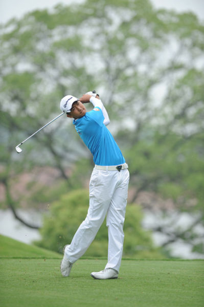 图文-俱乐部联赛南二区第二轮 刘宇翔收杆