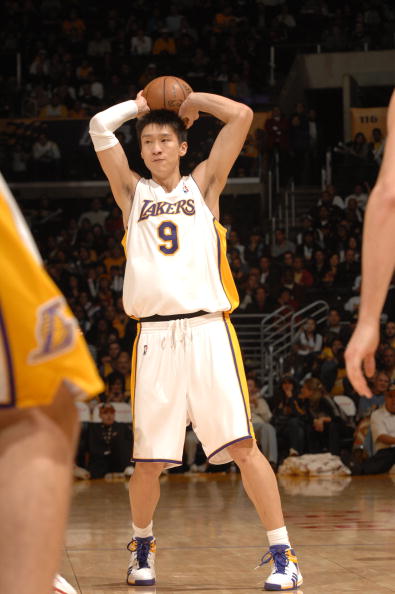 图文nba雄鹿92105湖人孙悦伺机送妙传