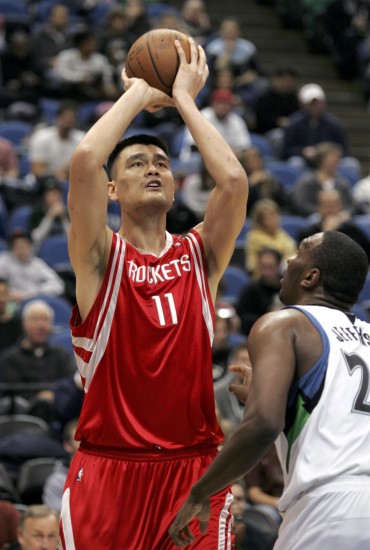 图文nba常规赛火箭109102森林狼姚明跳投