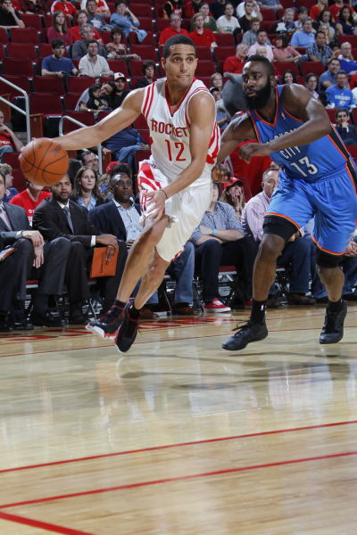 图文常规赛雷霆9895火箭马丁衔枚疾走