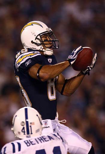 图文nfl小马vs圣迭戈闪电杰克逊跃起接球