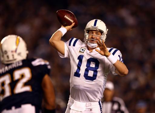 图文-[nfl]小马vs圣迭戈闪电 佩顿-曼宁抛传