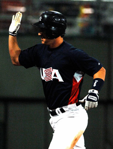 图文第37届棒球世界杯美国夺冠尼克斯击出本垒打