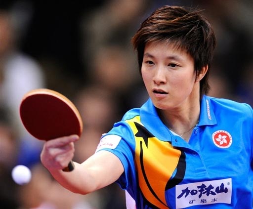 图文世乒赛女团半决赛中国进决赛林菱反手回球