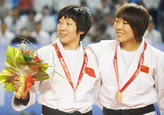 图文女子柔道63公斤级徐玉华姐妹花绽放