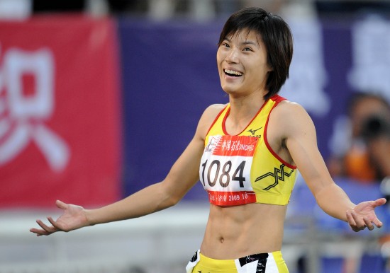 第十一届全国运动会田径女子100米决赛中,王静以11秒50的成绩夺得冠军