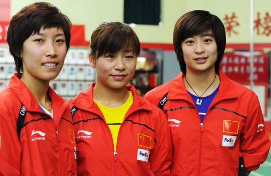 图文中国羽毛球队冠军榜添新人三朵小花绽笑颜