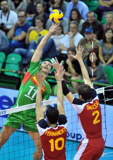 图文男排世锦赛西班牙不敌保加利亚尼科洛夫扣球