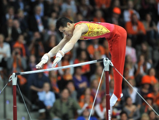 图文-体操世锦赛男子单杠决赛 中国新星不辱使命