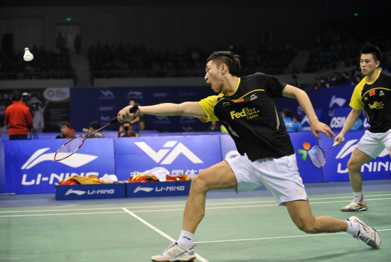 图文-超级赛总决赛柴飚/郭振东获胜 柴飚反手扣杀