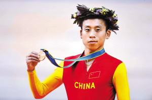 刘馨阳留奥运五环发型因为梦想参加残奥会