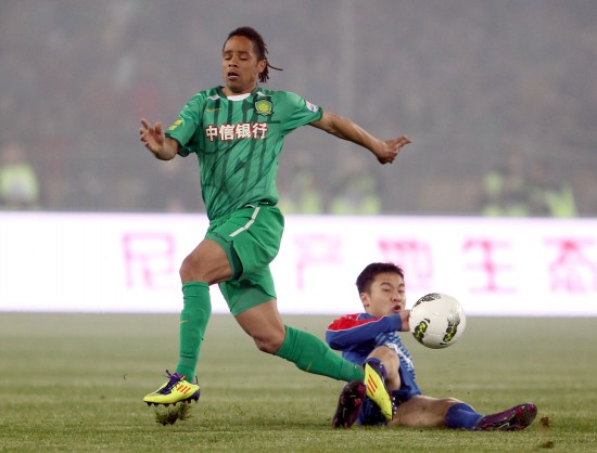 图文:—中超:北京国安胜上海申花