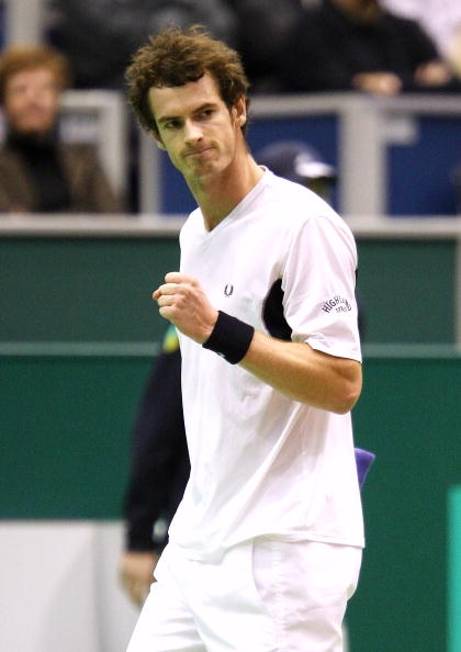 在率先结束的第一场比赛中,苏格兰天才穆雷以6-1/6-2轻取克罗地亚帅哥