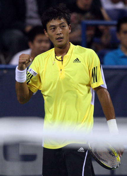 图文华盛顿赛波特罗逆转卢彦勋卢彦勋握拳鼓劲