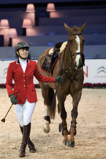 图文-辛吉斯参加马术比赛重摔下马 公主享受新生活