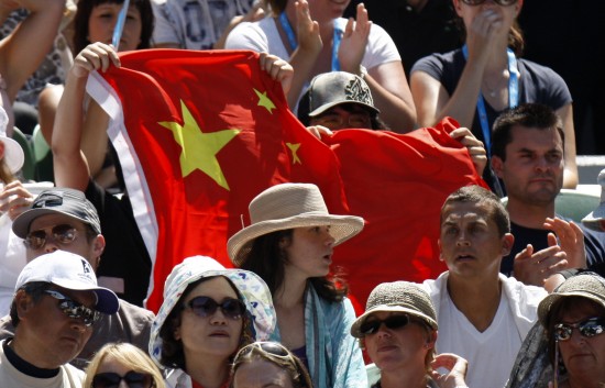 图文-澳网赛场上的中国元素 五星红旗在墨尔本