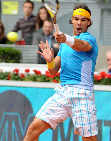 图文-马德里赛纳达尔横扫晋级四强 强力正手上旋